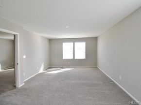 2082 S Cathay Way, Aurora CO 80013