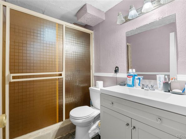 5563 Blackhawk Way, Denver CO 80239
