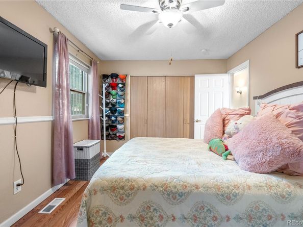 5563 Blackhawk Way, Denver CO 80239