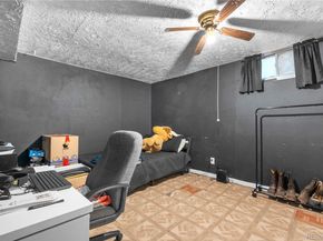 5563 Blackhawk Way, Denver CO 80239