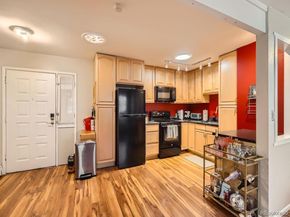 625 Pearl Street 23, Boulder CO 80302