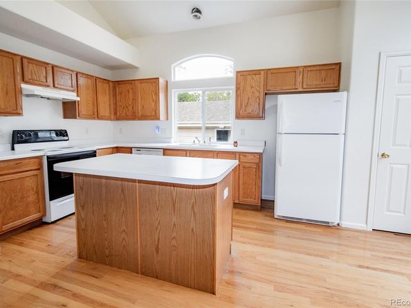 2824 S Walden Way, Aurora CO 80013