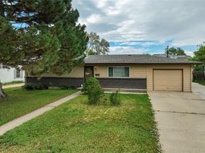 1231 W Radcliff Avenue, Englewood CO 80110