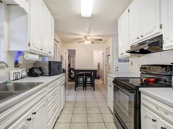 1231 W Radcliff Avenue, Englewood CO 80110