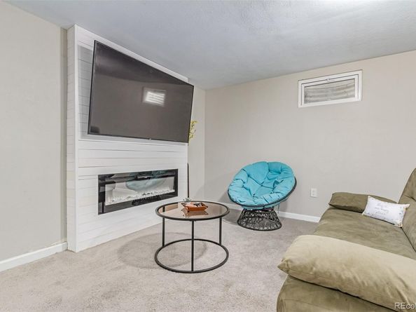 Undisclosed Address #9072504, Aurora CO 80013