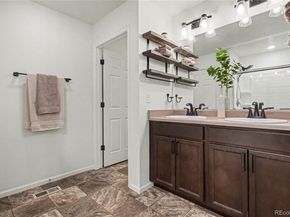4452 S Ukraine Court, Aurora CO 80015