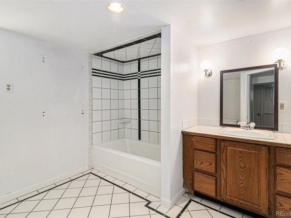 4010 Grove Street, Denver CO 80211