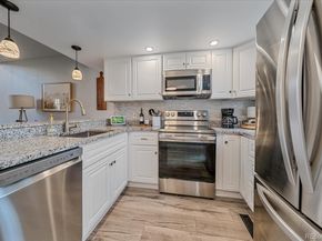 7250 Devinney Court E, Arvada CO 80005