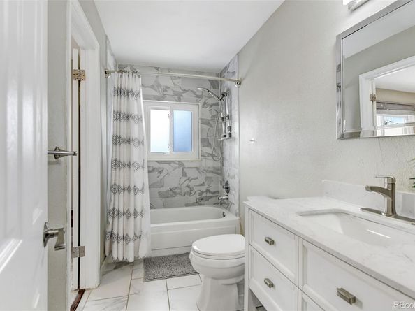 16344 E Carolina Drive, Aurora CO 80017