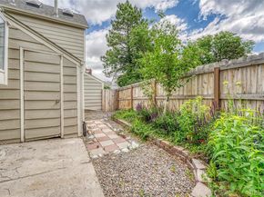 Undisclosed Address #4112057, Aurora CO 80017