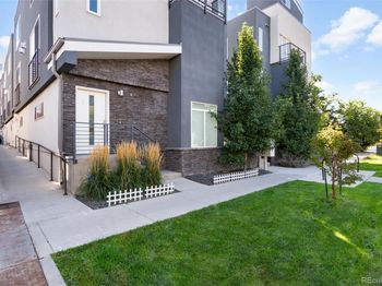 4926 Lowell Boulevard