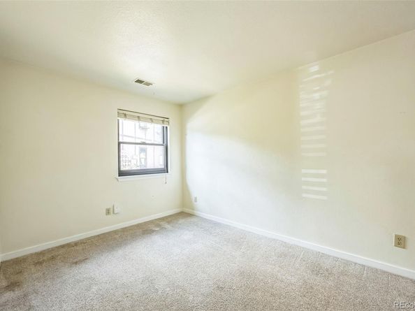 225 E 8th Avenue 10, Longmont CO 80504