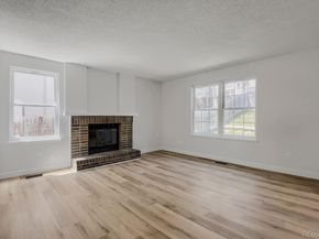 Undisclosed Address #4768045, Centennial CO 80015