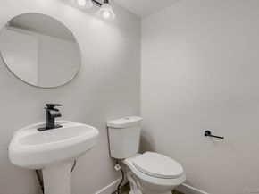 Undisclosed Address #4768045, Centennial CO 80015