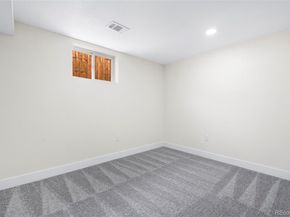 Undisclosed Address #4442247, Denver CO 80220