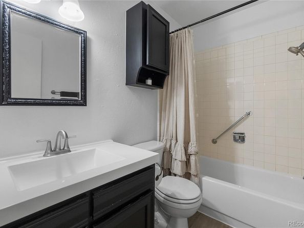 7183 S Vine Circle W, Centennial CO 80122