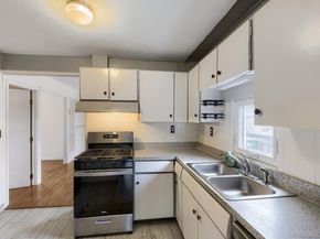 11916 W 13th Avenue, Lakewood CO 80401