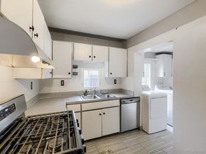 11916 W 13th Avenue, Lakewood CO 80401