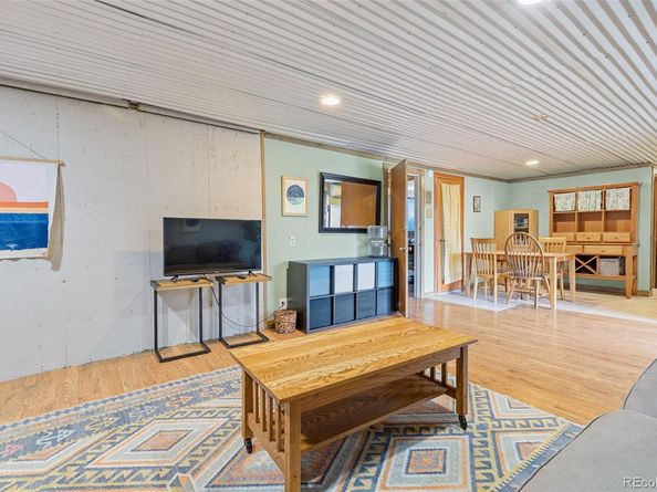 1825 Simms Street, Lakewood CO 80215