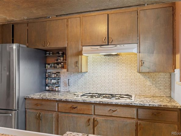 1825 Simms Street, Lakewood CO 80215