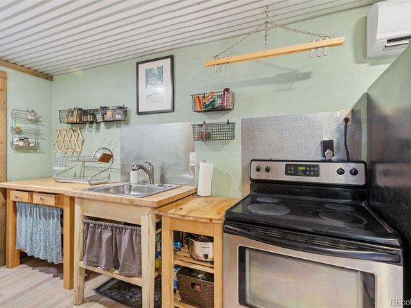 1825 Simms Street, Lakewood CO 80215
