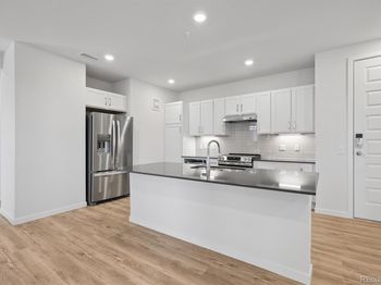 485 Interlocken Boulevard