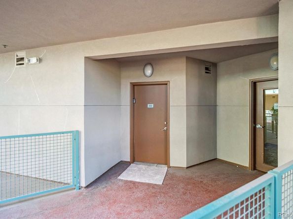 1313 S Clarkson Street 202, Denver CO 80210