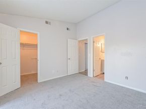 862 S Uravan Court, Aurora CO 80017