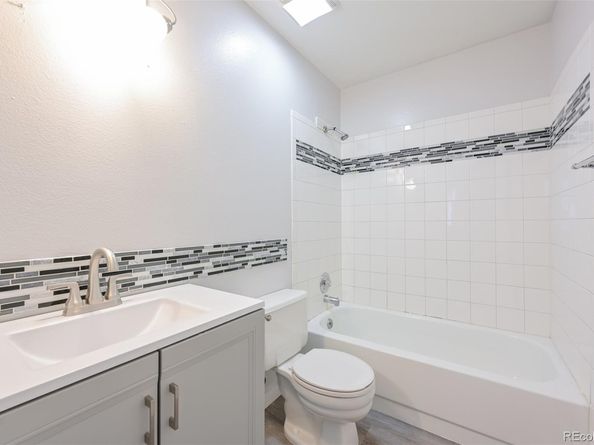 862 S Uravan Court, Aurora CO 80017