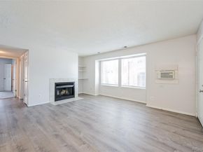 862 S Uravan Court, Aurora CO 80017
