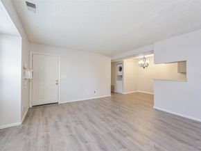 862 S Uravan Court, Aurora CO 80017