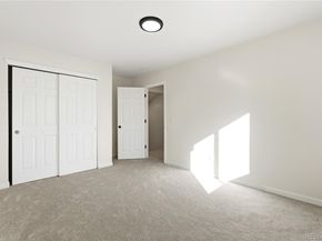 1414 S Richfield Way, Aurora CO 80017