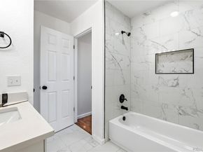 1414 S Richfield Way, Aurora CO 80017