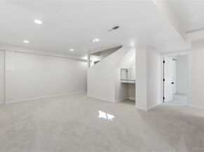 1414 S Richfield Way, Aurora CO 80017