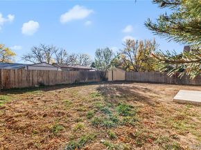 1414 S Richfield Way, Aurora CO 80017