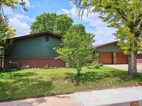 850 Idalia Circle, Aurora CO 80011
