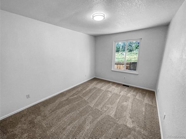 19093 E Linvale Place, Aurora CO 80013