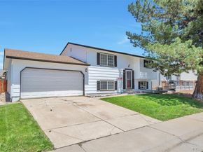 9135 W Maplewood Avenue, Littleton CO 80123