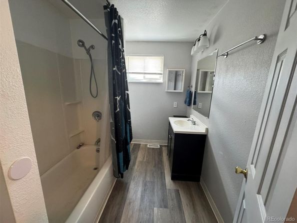 1914 Ensenada Court, Aurora CO 80011