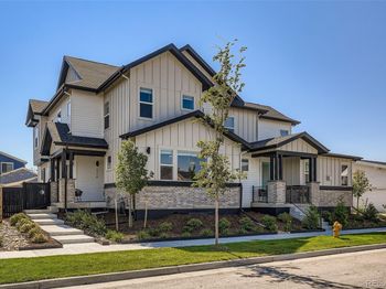 6318 N Fulton Court