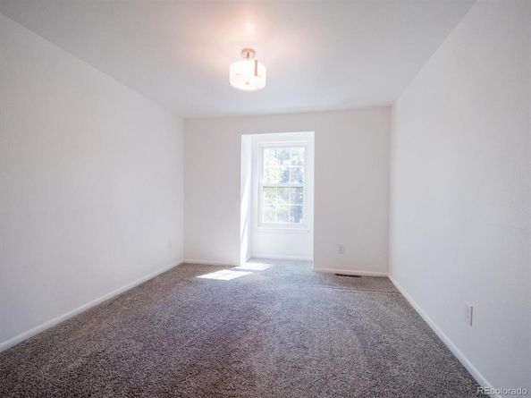 1092 S Granby Way, Aurora CO 80012