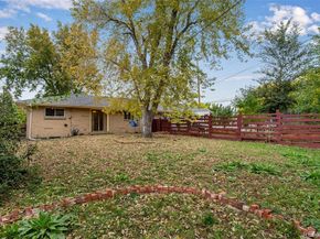 7555 W 69th Place, Arvada CO 80003