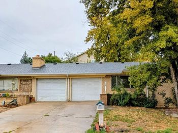 7555 W 69th Place