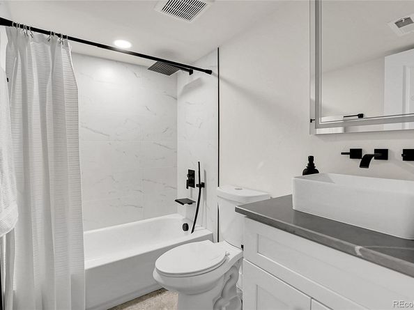 2827 Bellaire Street, Denver CO 80207