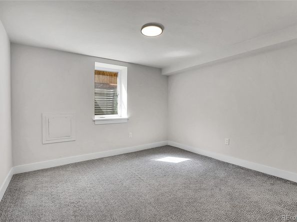 2827 Bellaire Street, Denver CO 80207