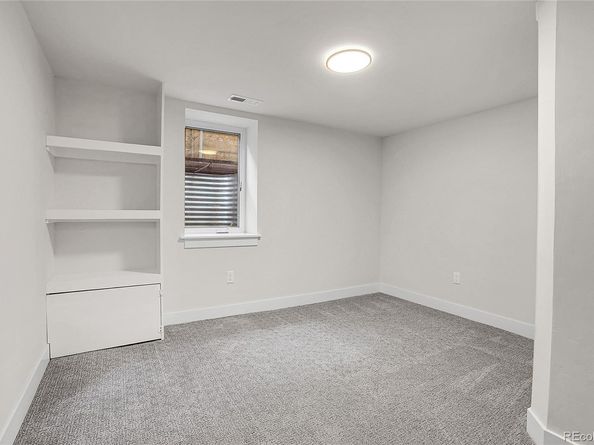 2827 Bellaire Street, Denver CO 80207