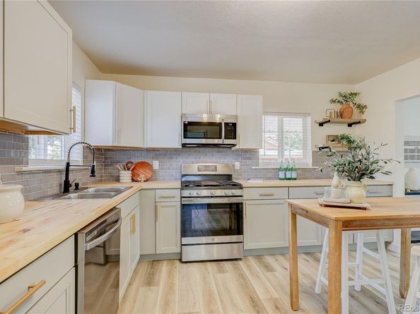 5507 Monaco Street, Commerce City CO 80022