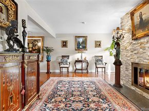 2925 S Vaughn Way, Aurora CO 80014