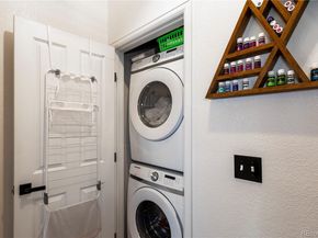 8389 S Independence Circle 11103, Littleton CO 80128