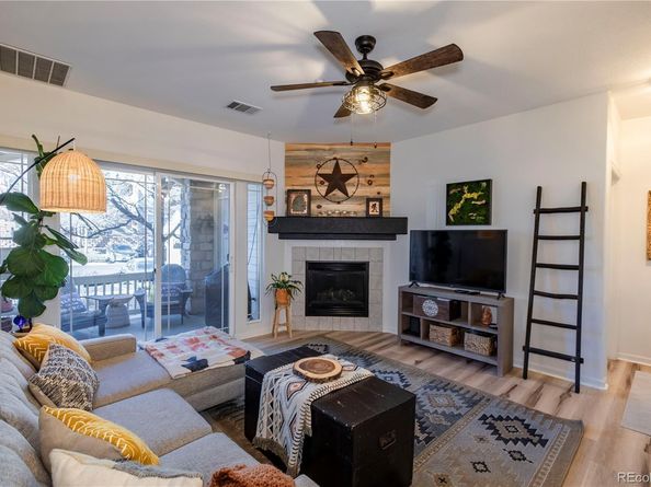 8389 S Independence Circle 11103, Littleton CO 80128